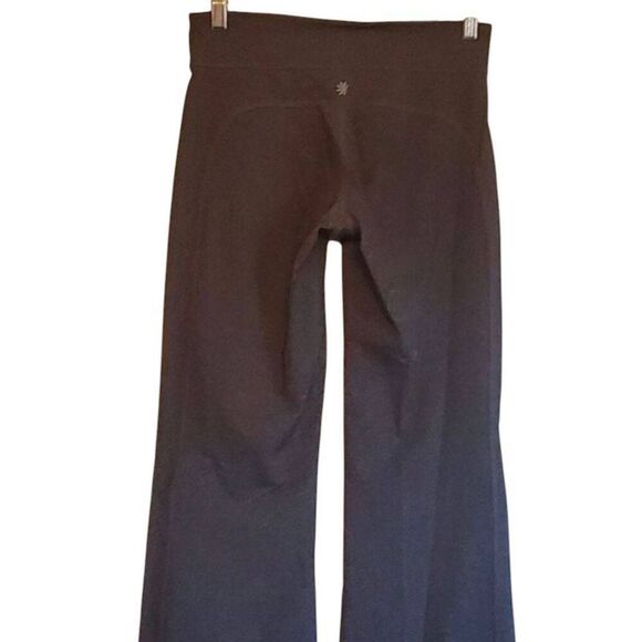 ATHLETA Saluation Flare Pant Size SP - Picture 4 of 4